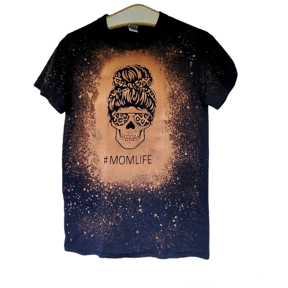 #Momlife Skull Tee Cheetah Bleached